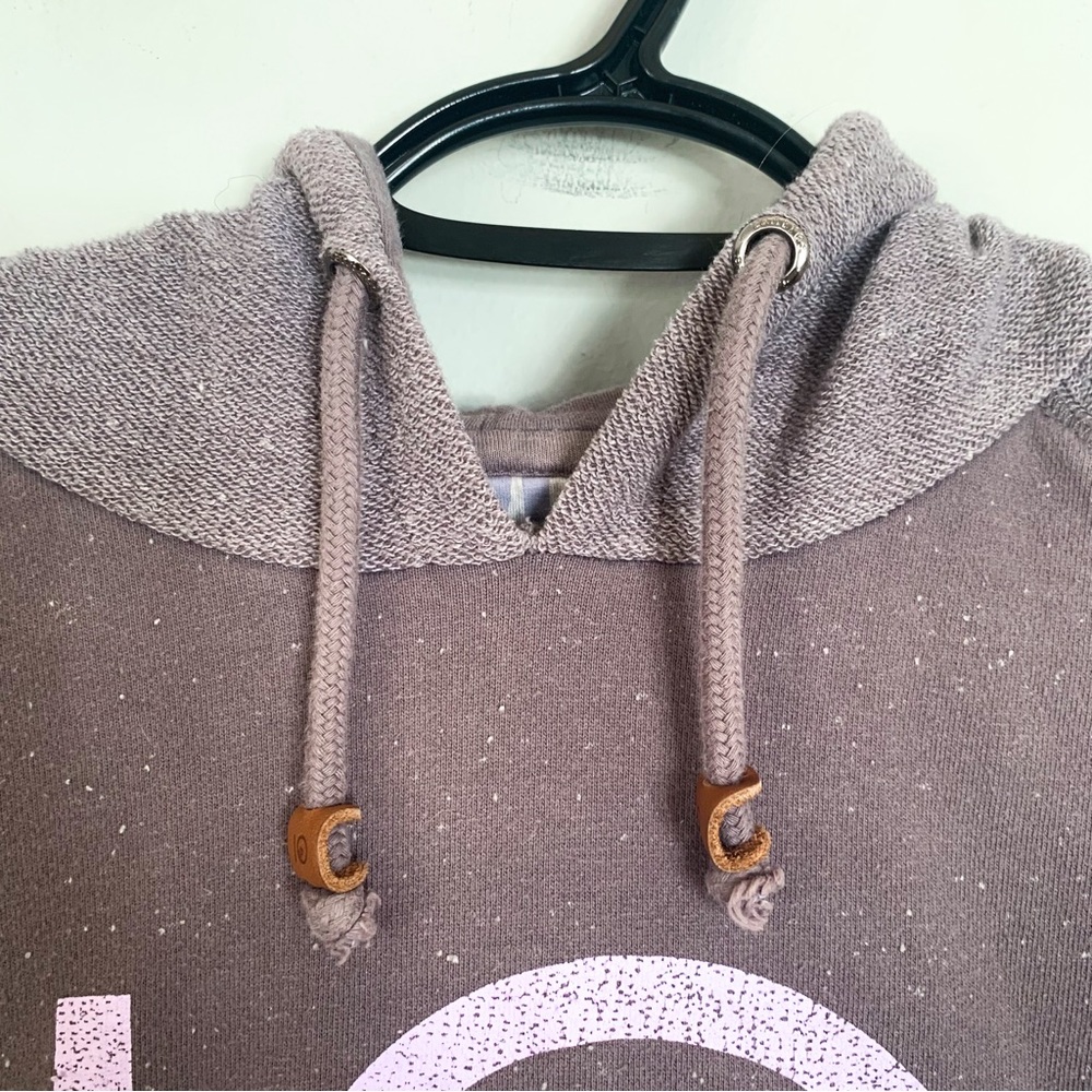 Tentree 🇨🇦 • Hoodie - Picture 4 of 5